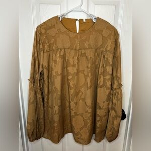 Jane blouse size 2X. 100% polyester. Golden tan in color. Worn once.